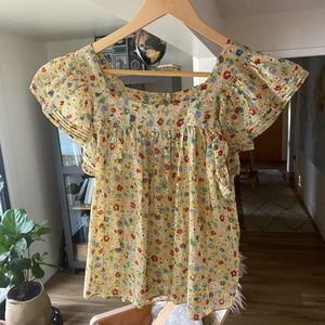 Doen Floral Flutter Sleeve Blouse